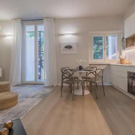 The Paraguays Apartment Bellano